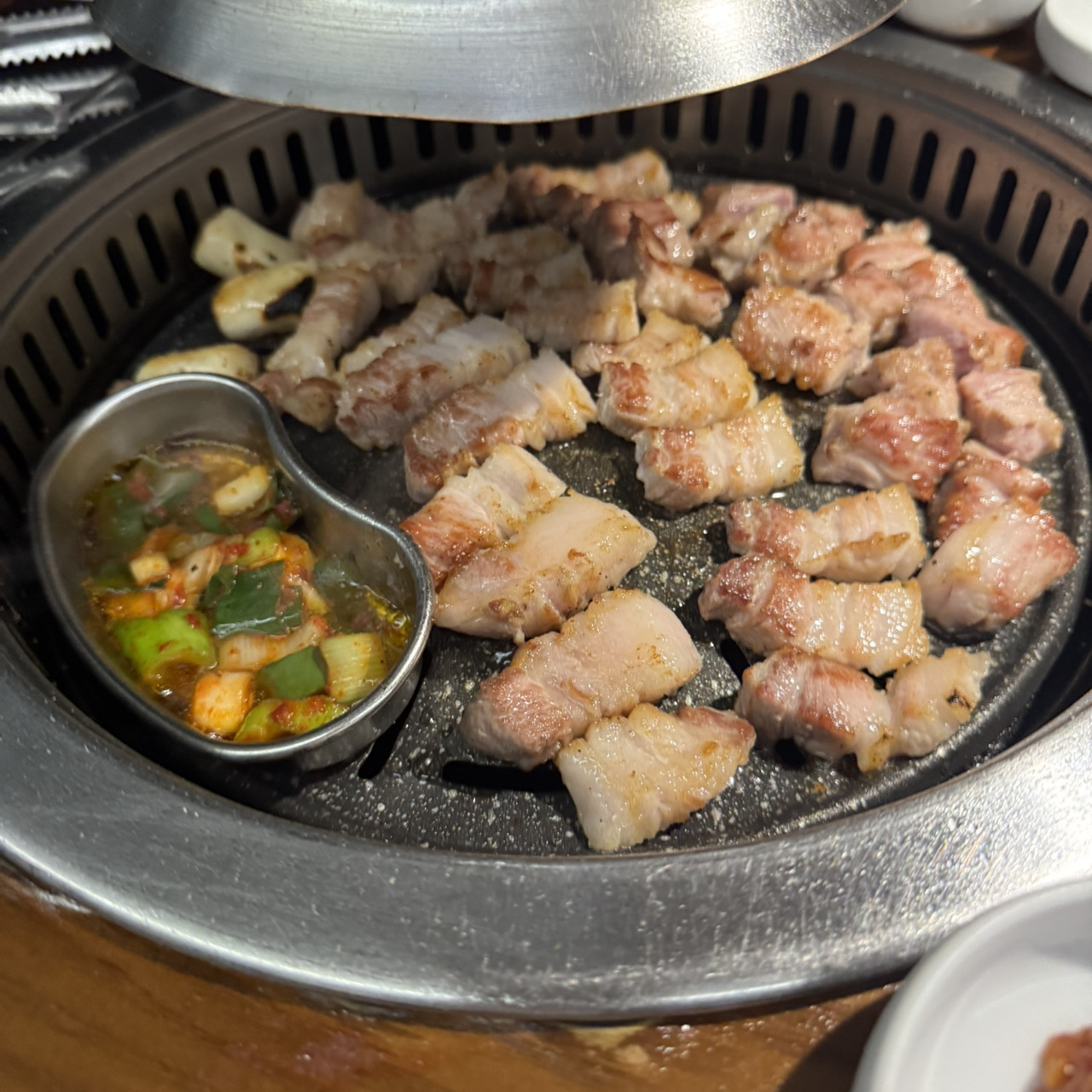 ★サムギョプサルページ 92サムギョプサル (@923gyopu) · Kobe-shi, Hyogo