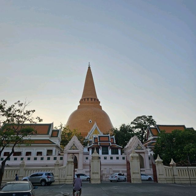 ไหว้พระ ทำบุญ พระปฐมเจดีย์ใหญ่สุดในไทย