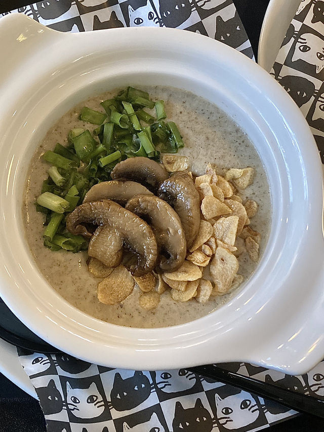 【韓国🇰🇷龍山カフェ】STANDARD BUN スタンダードバン