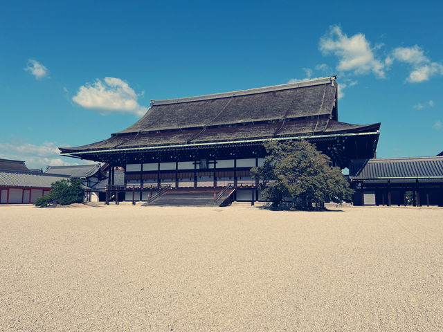 A Royal Escape: Discovering the Tranquil Kyoto Imperial Palace