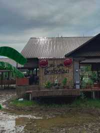 ก๋วยเตี๋ยวห้อยขา | รักษ์คันนา 