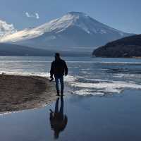 Mount Fuji กับทะเลสาบ Yamanaka 