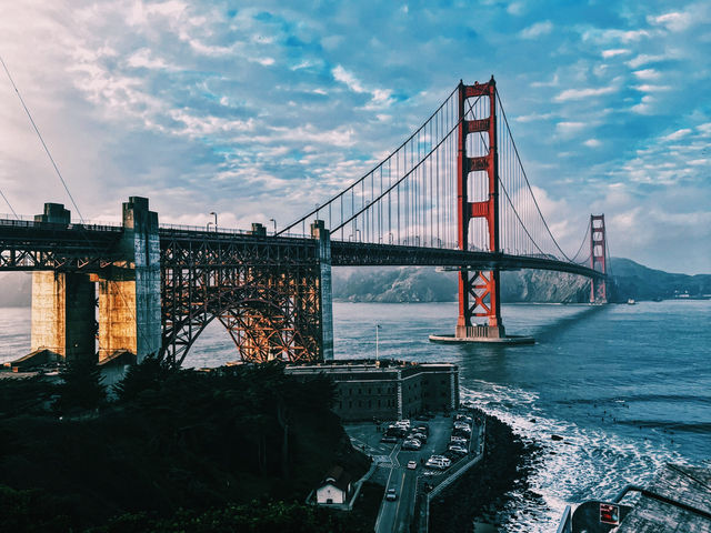 享負盛名的金門大橋🌁真的和明信片一樣～