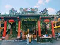 泰國曼谷古跡皇家寺廟華人文化古廟金佛寺唐人街一日遊行程，高大雄偉金塔，適合拍照📸打卡祈福