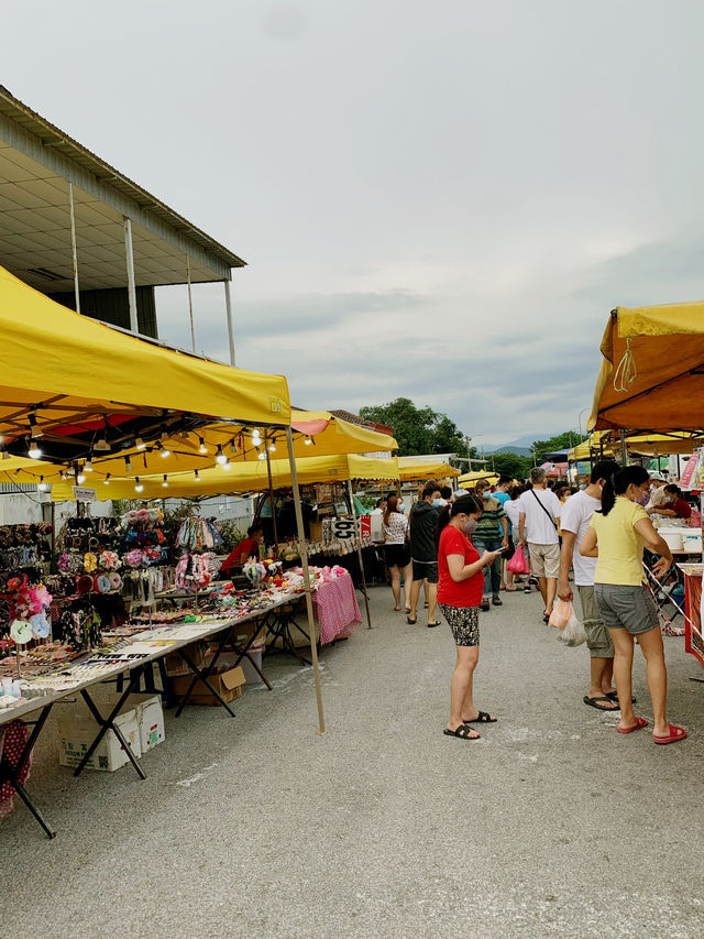 Bustling Nights at Taman Muda Ampang Night Bazaar!