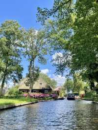 A Fairytale Escape – My Visit to Giethoorn