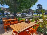 英式鄉村科茲窩Cotswolds的水上伯頓Bourton on the water 