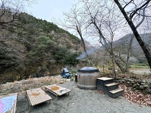 【相模原】川にダイブ！？キャンプ場にある極上サウナ！
