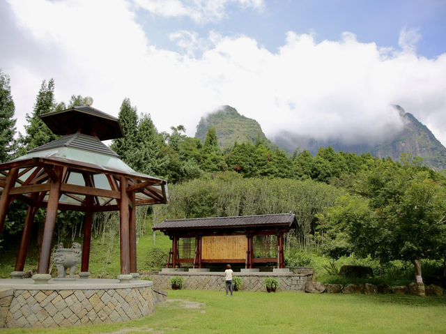 發現隱世秘境：仙境寒溪呢的夢幻之旅 🌸🏞️