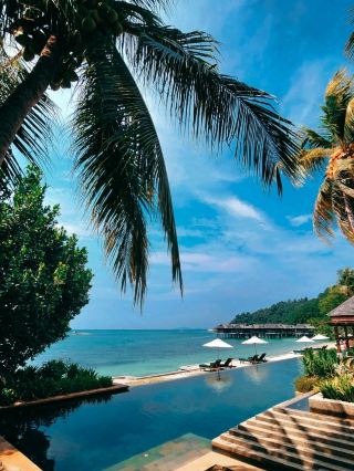 🌴 Escape to Paradise: Pangkor Laut Resort, Malaysia 🌴