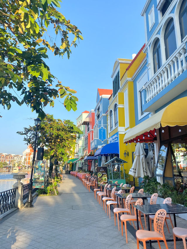 ล่องเรือชมวิว Grand World Phu Quoc 🇻🇳