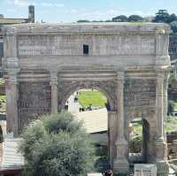 Roman Forum: Rome’s Gateway to Glory 🇮🇹