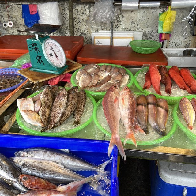 大溪漁港半日遊｜逛市場、嚐鮮味、望龜山島