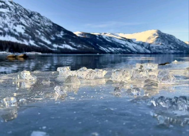 Awakening in Hemu: A Picture-Perfect Winter Sunrise