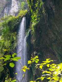 Longshuixia Fissure Gorge: A Hidden Gem