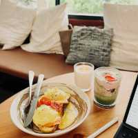 Cozy Conversations at Jills Cafe