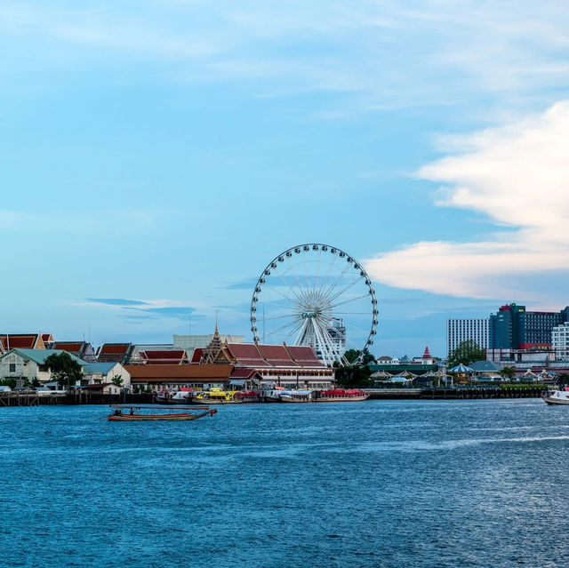 Away Bangkok Riverside Kene