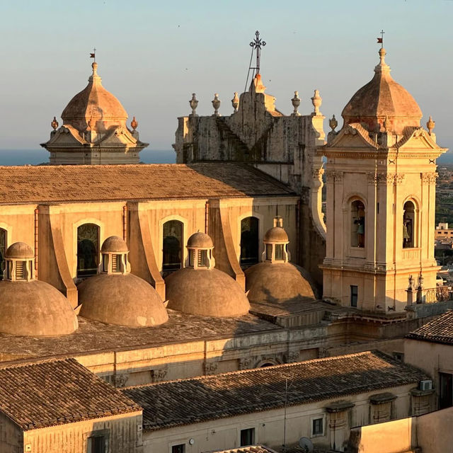 🌸 Spring Splendor: A Day at Teatro Tina Di Lorenzo & Beyond! 🎭