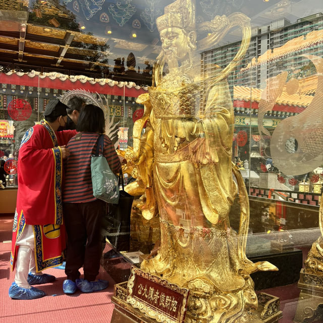 🇭🇰【香港】財神宮！「黄大仙祠」(^^)