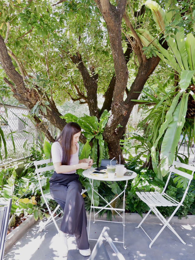 𝘾𝘼𝘽𝙄𝙉𝙀𝙏 𝘾𝙖𝙛𝙚&𝙎𝙩𝙪𝙙𝙞𝙤 คาเฟ่มินิมอล