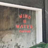 คาเฟ่ย่านฟ้าฮ่าม "Wind and Water" 