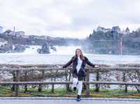 น้ำตกไรน์ (Rhine Falls)