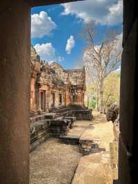 Ancient Ruins & Epic Vibes