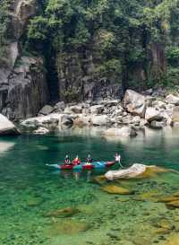 🌿 A Journey Through the Clouds: My Trip to Meghalaya