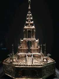 Ancestors and Rituals at the Asian Civilisations Museum