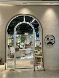 Urban Jungle Dining: A Breath of Fresh Air at Pokok Lalaport