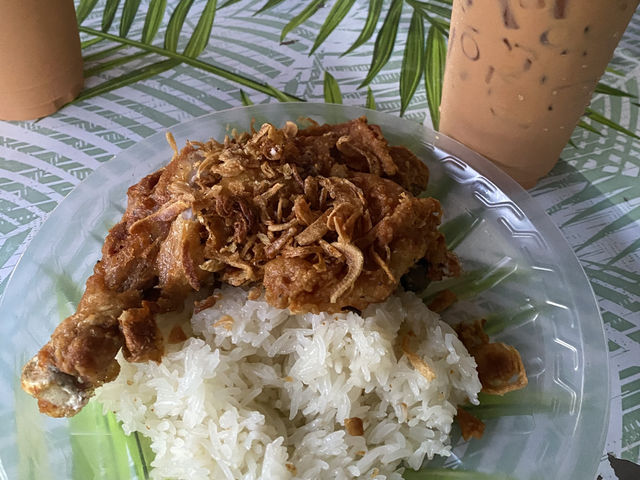 A Flavorful Morning at Kim Yong Market, Hatyai 