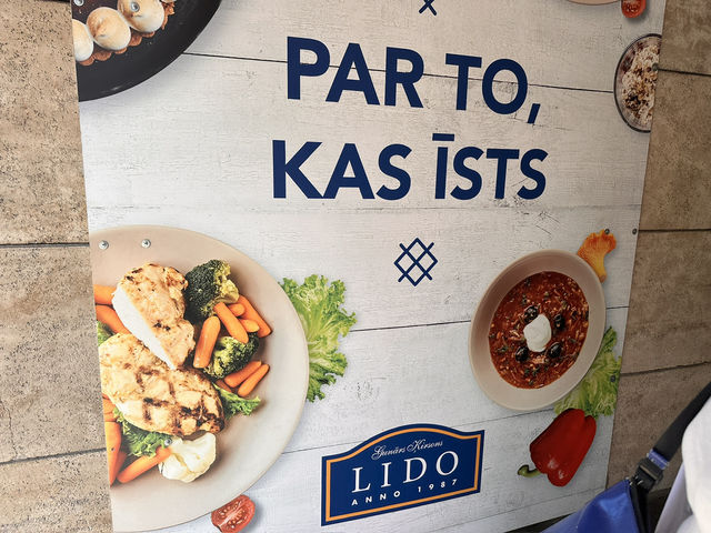 【Lido Vērmanītis｜地元料理を気軽に楽しめるセルフ式レストラン】