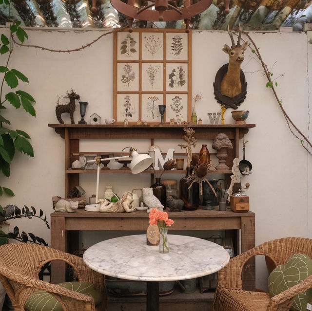 Little Tree Garden Café