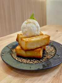 Toast & Cheesecake by the Coast