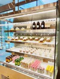 Boulangerie Bakery