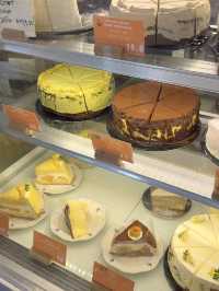 This Kampung Café Serves a Cheesecake That Screams Pistachio