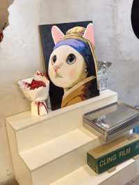 Mochi Cheesecake and Amulet Coffee: Unique Finds at Soeurs Coffee