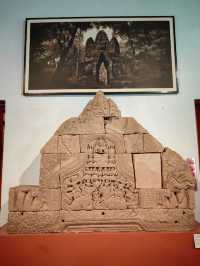 A Brief Encounter with Phnom Penh’s National Museum  