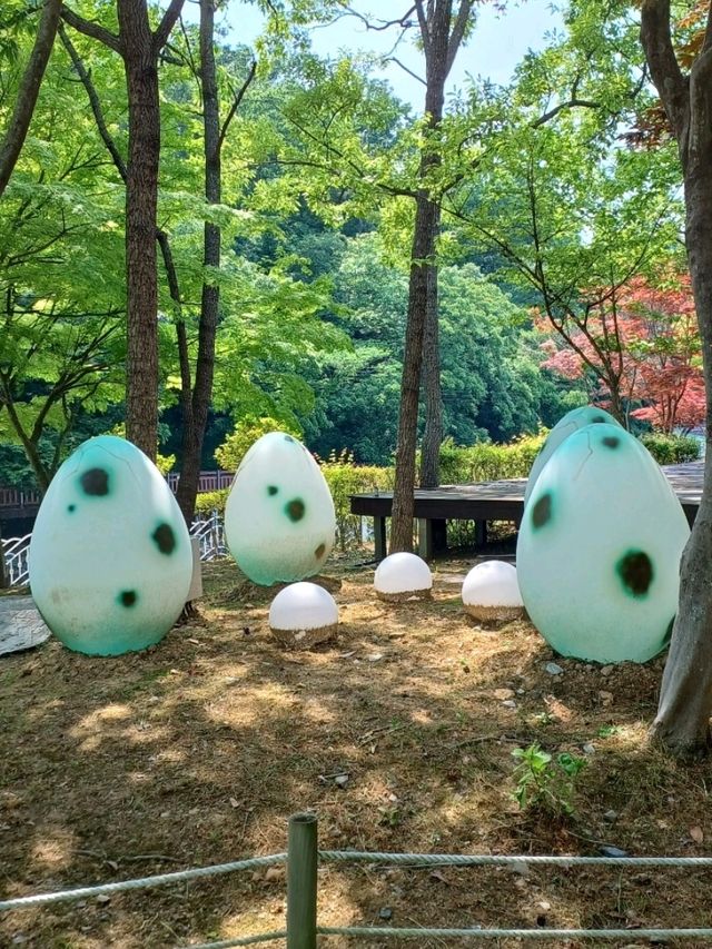 부모님과 함께 걷기 좋은 힐링형 역사 여행지