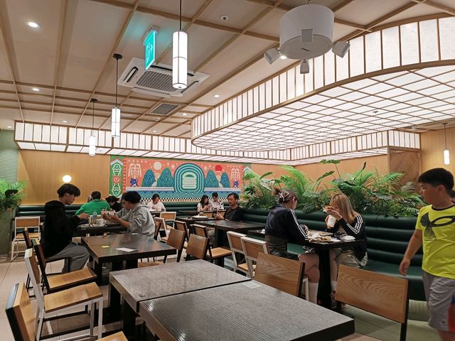 仁川機場的第一口幸福，Shake Shack 韓堡初體驗。