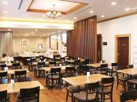 沖繩高CP值住宿推薦｜阿札特飯店 Hotel Azat：安里車站旁、步行30秒即達，平日一晚不到1500元！
