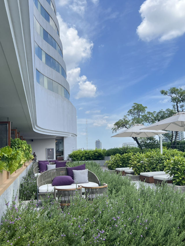 Millennium Hilton Bangkok โรงแรมในกรุงเทพ