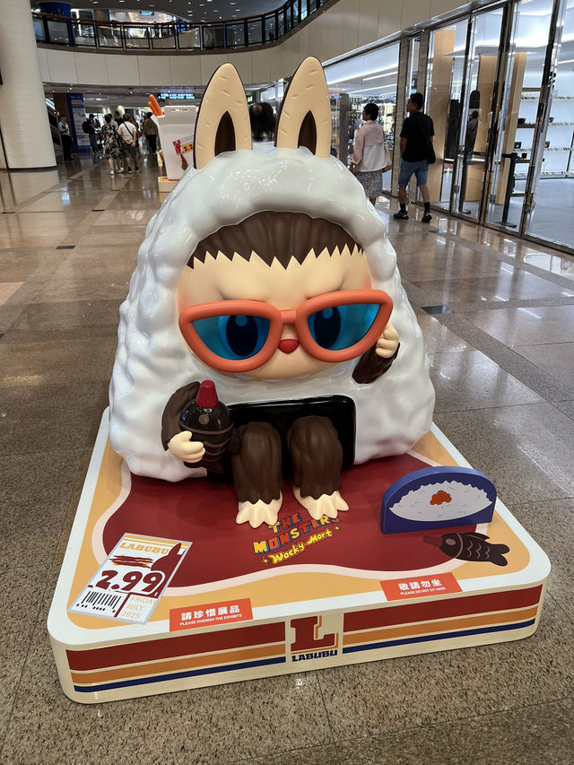 泡泡瑪特拉布布登陸香港尖沙咀商場🤩愛了