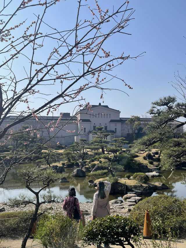 오사카 덴노지공원 안의 조용한 정원 게이타쿠엔