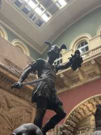Inside London’s V&A: Masterpieces, Secret & Pratical Tips