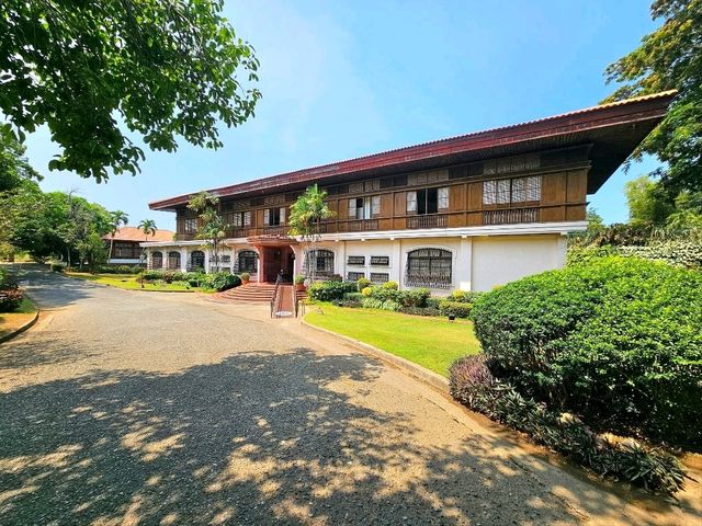 Windows to the Past: Malacañang of the North
