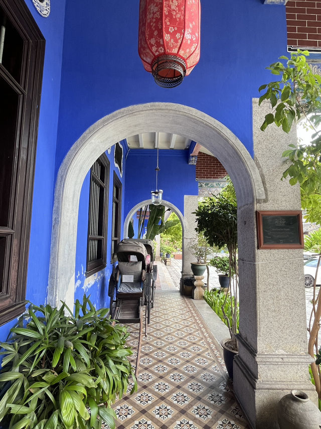 💙 Penang’s Blue Legend — The Jaw‑Dropping Cheong Fatt Tze Mansion