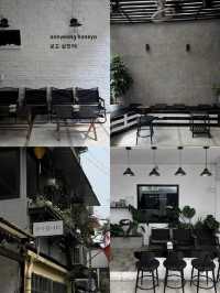 Saebyeok Cafe