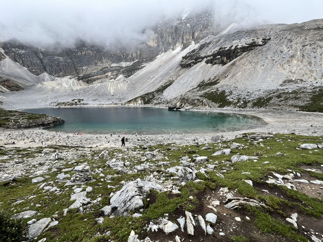 🏔️ Five-Colored Lake & Milk Lake — Sacred Beauty of Daocheng 