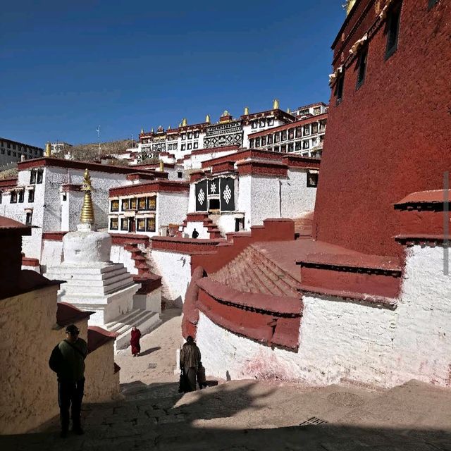 Ganden Monastery Trek (Tibet)
